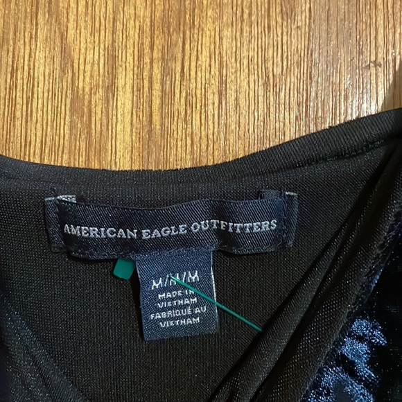 •AMERICAN EAGLE OUTFITTERS•NAVY RUFFLE VELVET/VELOUR SPAGHETTI STRAP DRESS MED - Picture 5 of 8
